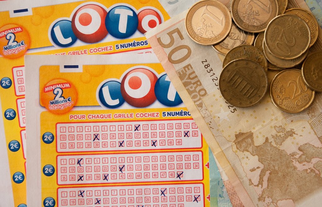 Play the Lottery Games and Win Big!