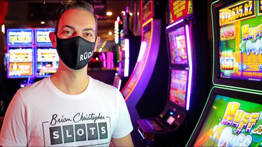 Play Online Casino Games And Enjoy When You Want