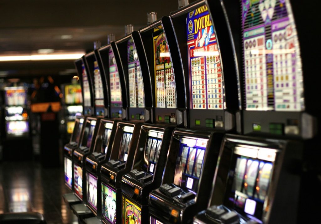 Why do bonus rounds and features increase slots fun and winnings?